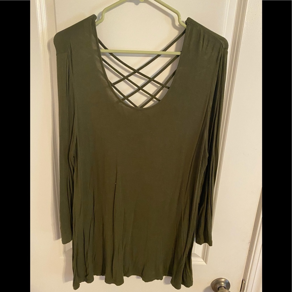 Long sleeve green tunic